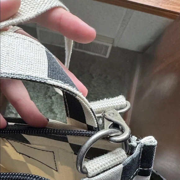 Vans Lil Pergs Checkered Tote Bag - Picture 13 of 13